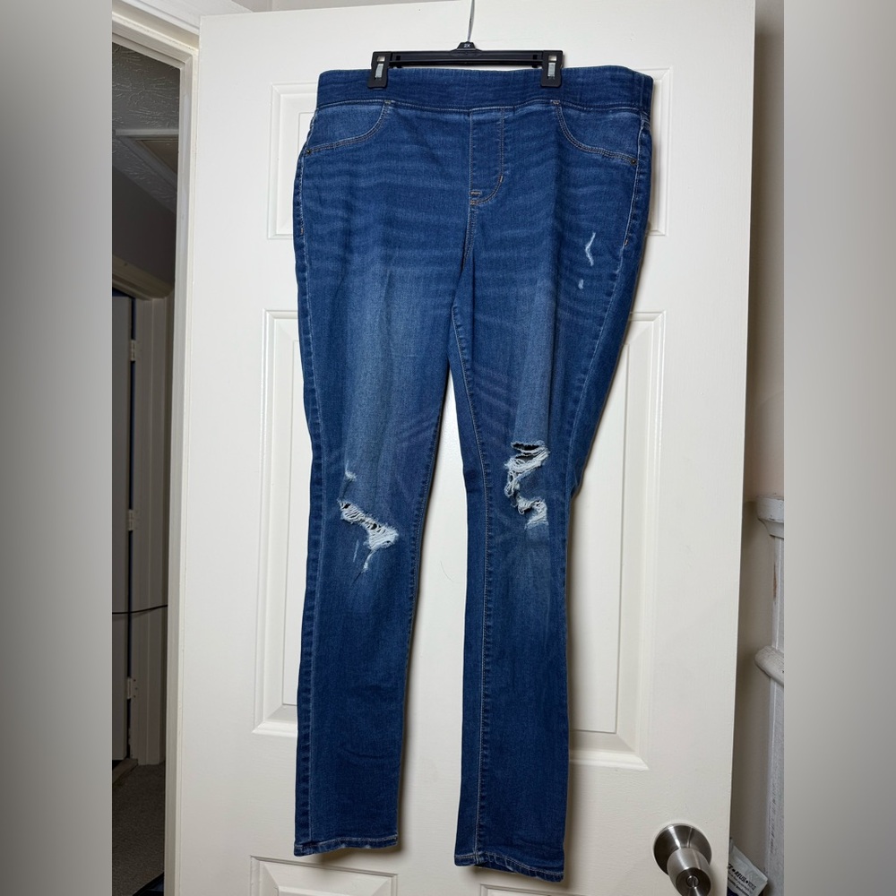 Old Navy Women’s Rockstar Denim Pull on Jeans